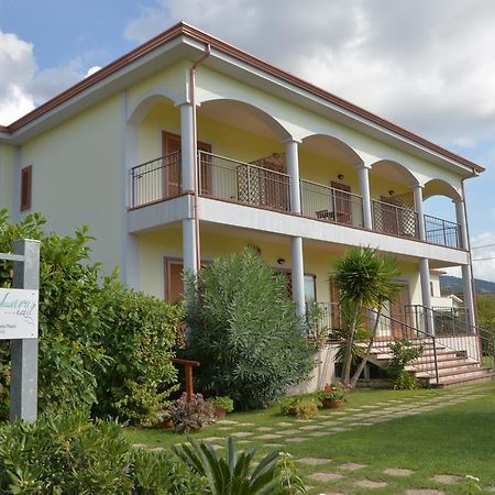 Larus Hotel Sangineto Kültér fotó