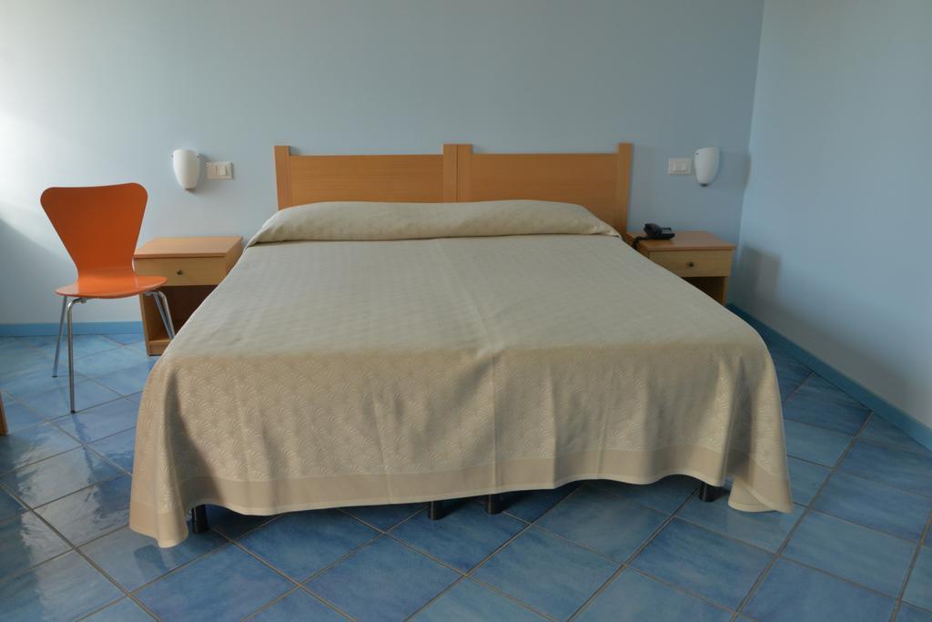 Larus Hotel Sangineto Kültér fotó