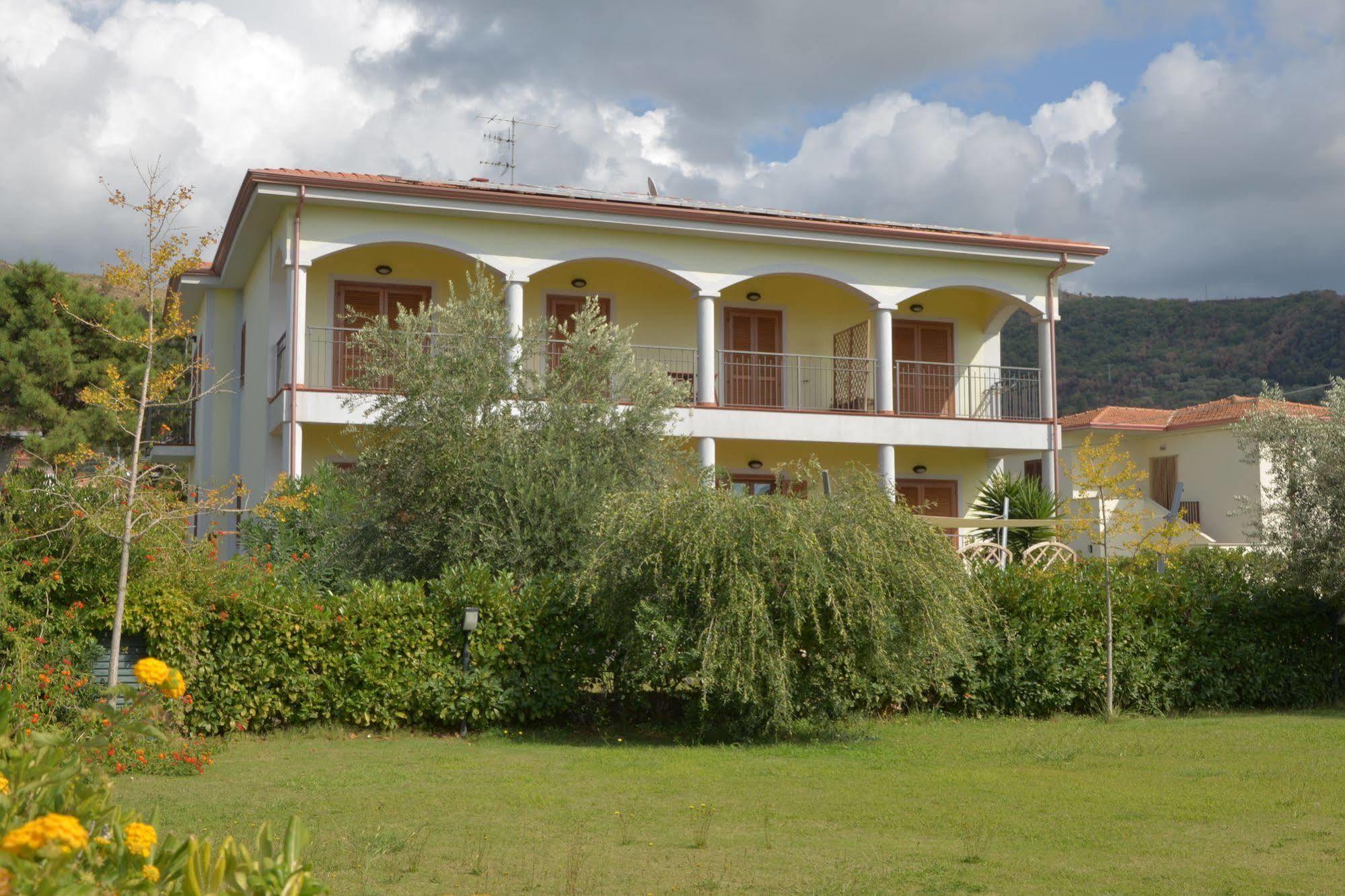 Larus Hotel Sangineto Kültér fotó
